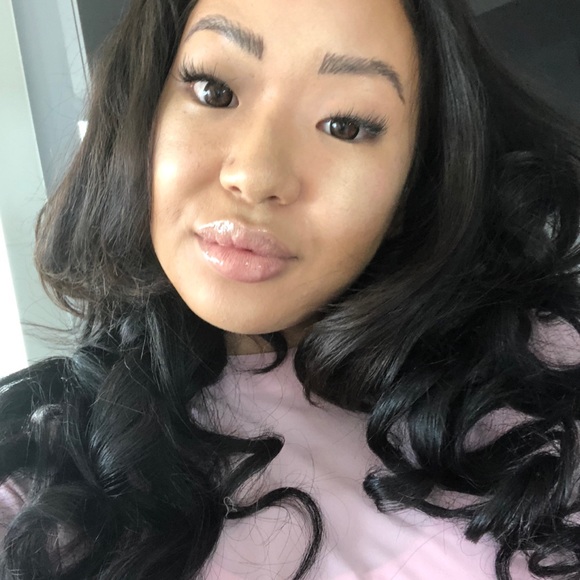 Welcome To My Closet! - Picture 2 of 2